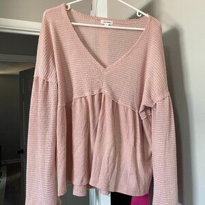 EyeShadow pink blouse